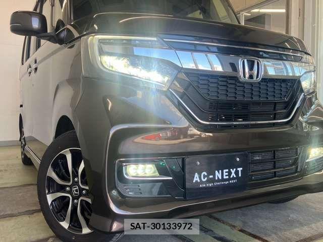 Honda N BOX CUSTOM 2018-10 8881152-12