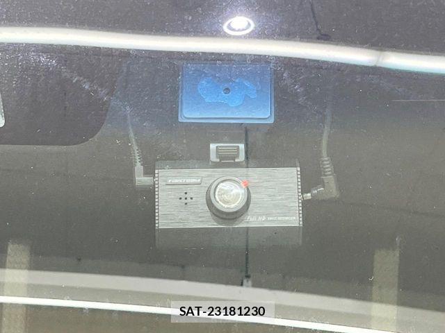 Honda N BOX CUSTOM 2022-09 8881119-3