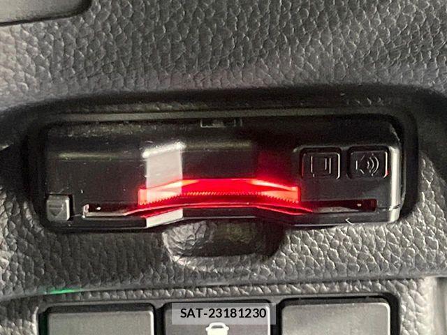 Honda N BOX CUSTOM 2022-09 8881119-4