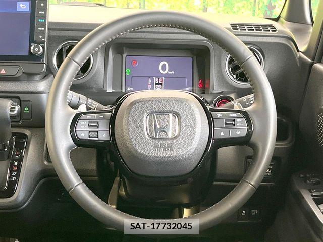 Honda N BOX CUSTOM 2024-03 8881082-9
