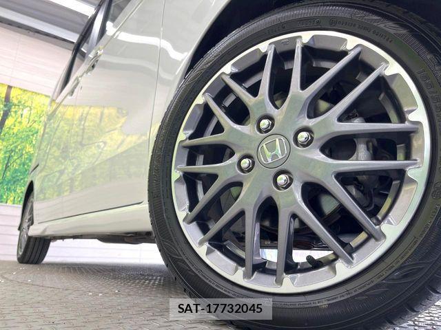Honda N BOX CUSTOM 2024-03 8881082-12