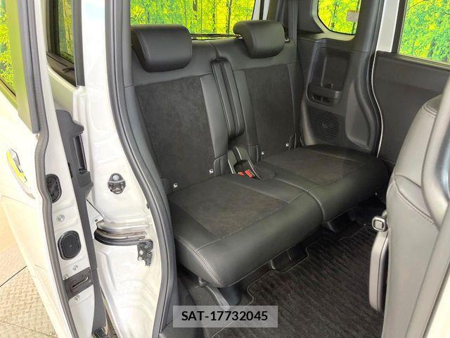 Honda N BOX CUSTOM 2024-03 8881082-8