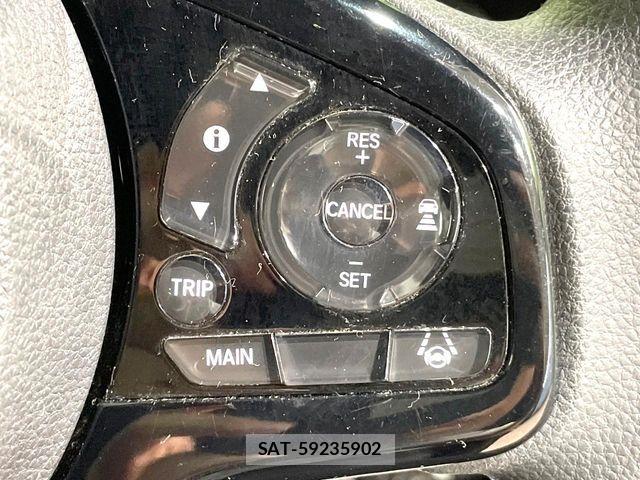 Honda N BOX CUSTOM 2022-05 8881113-4