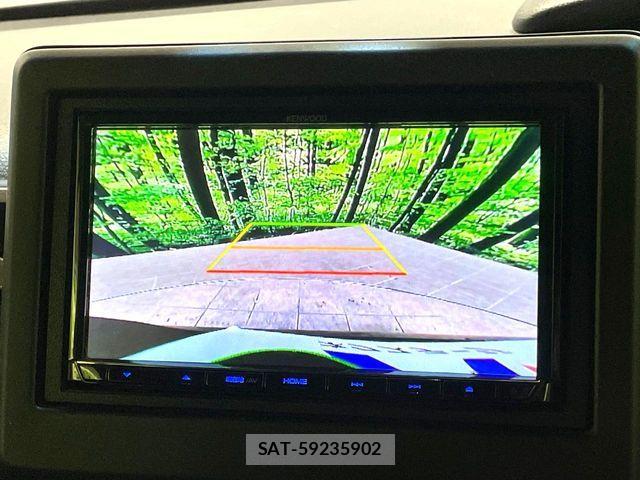 Honda N BOX CUSTOM 2022-05 8881113-6