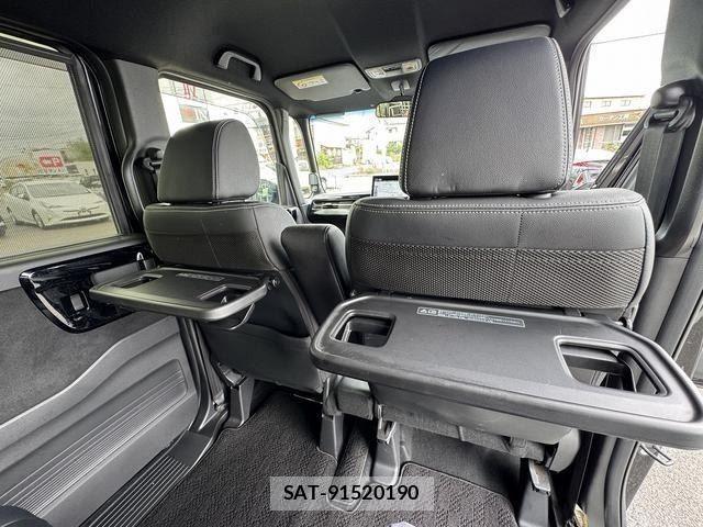 Honda N BOX CUSTOM 2023-06 8881109-10