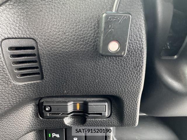 Honda N BOX CUSTOM 2023-06 8881109-25
