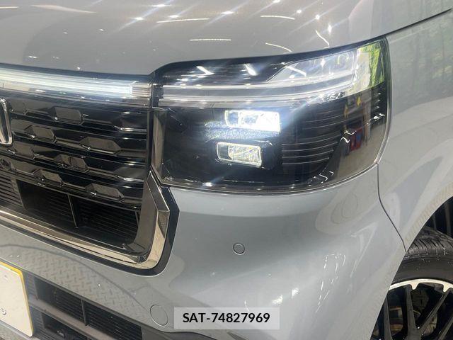 Honda N BOX CUSTOM 2024-05 8884032-12