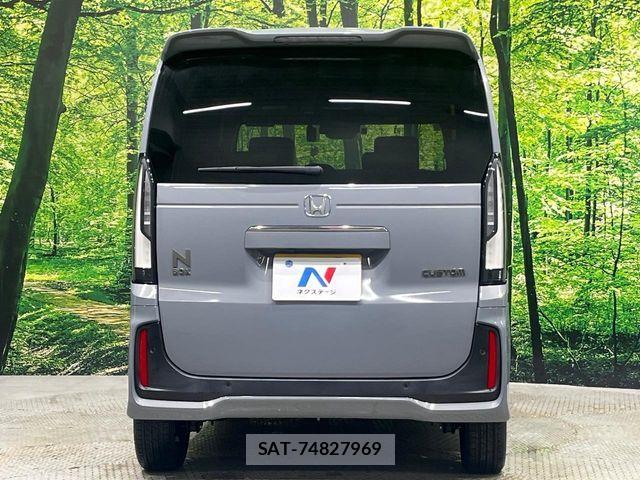 Honda N BOX CUSTOM 2024-05 8884032-15