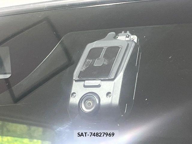 Honda N BOX CUSTOM 2024-05 8884032-5