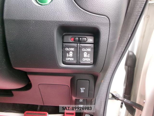 Honda N BOX CUSTOM 2015-07 8884049-18