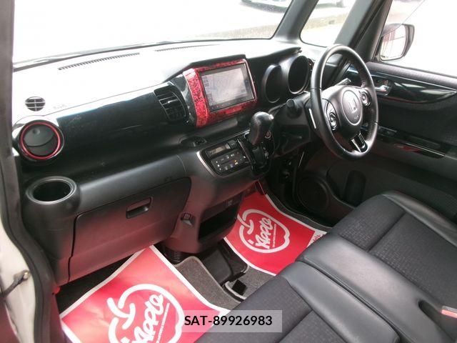 Honda N BOX CUSTOM 2015-07 8884049-5