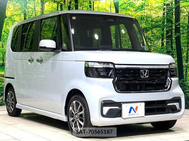 Honda N BOX CUSTOM 2023-11 8884036-16