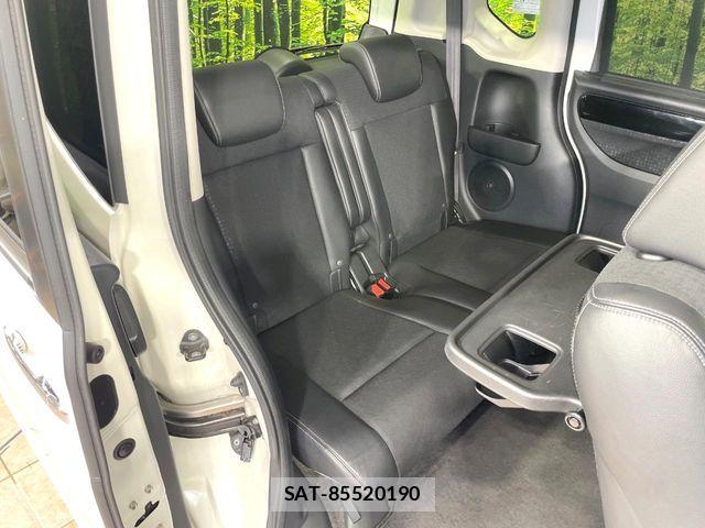 Honda N BOX CUSTOM 2016-02 8884046-8