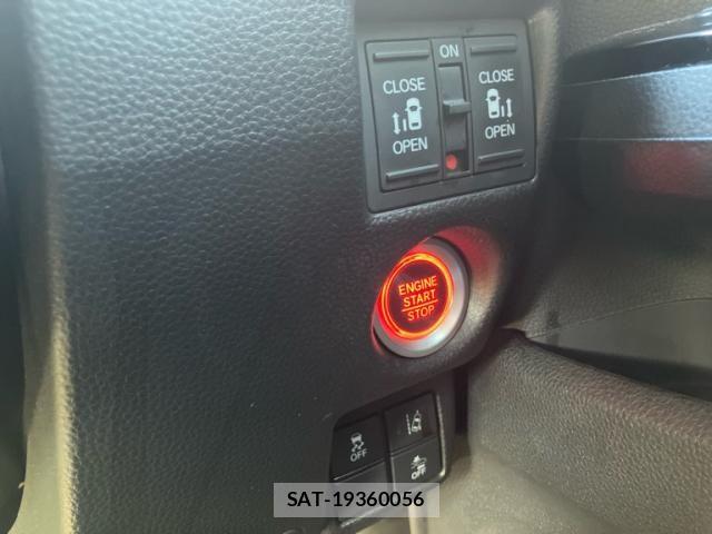 Honda N BOX CUSTOM 2018-02 8884048-14