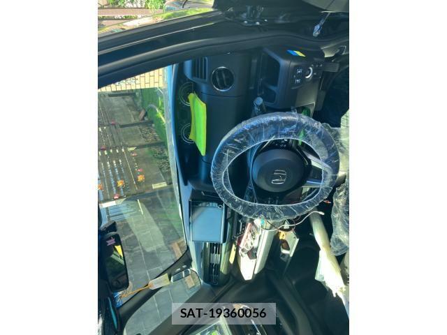 Honda N BOX CUSTOM 2018-02 8884048-7