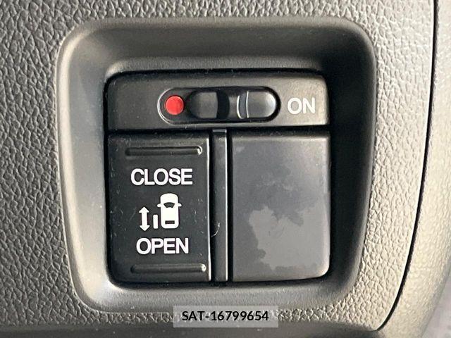Honda N BOX CUSTOM 2014-05 8884047-5