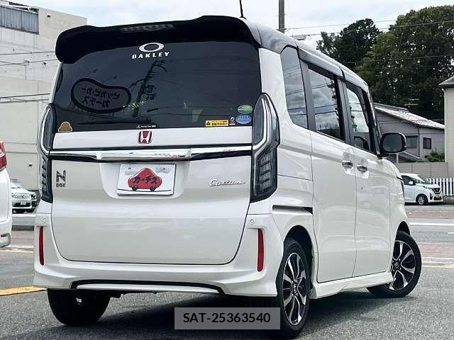 Honda N BOX CUSTOM 2017-11 8884040-2