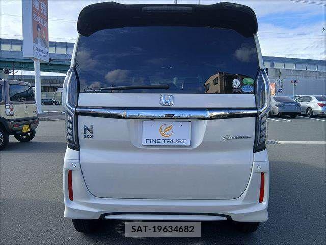 Honda N BOX CUSTOM 2018-02 8884041-22