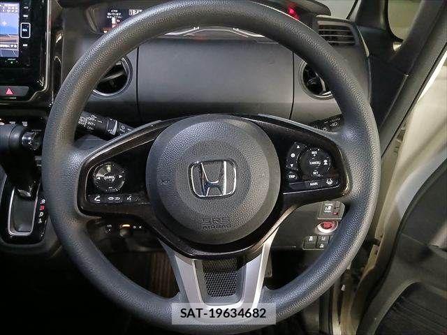 Honda N BOX CUSTOM 2018-02 8884041-25