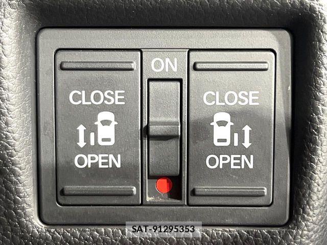 Honda N BOX CUSTOM 2017-12 8884044-5