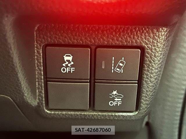 Honda N BOX CUSTOM 2018-03 8884039-10