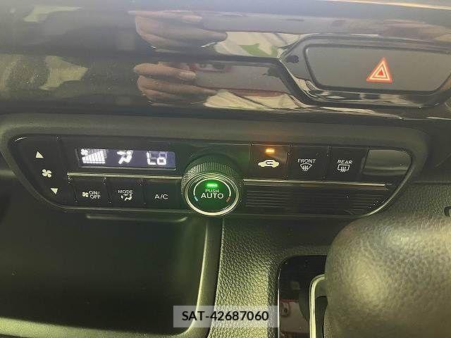 Honda N BOX CUSTOM 2018-03 8884039-15