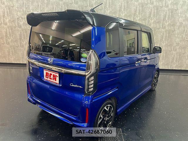 Honda N BOX CUSTOM 2018-03 8884039-23