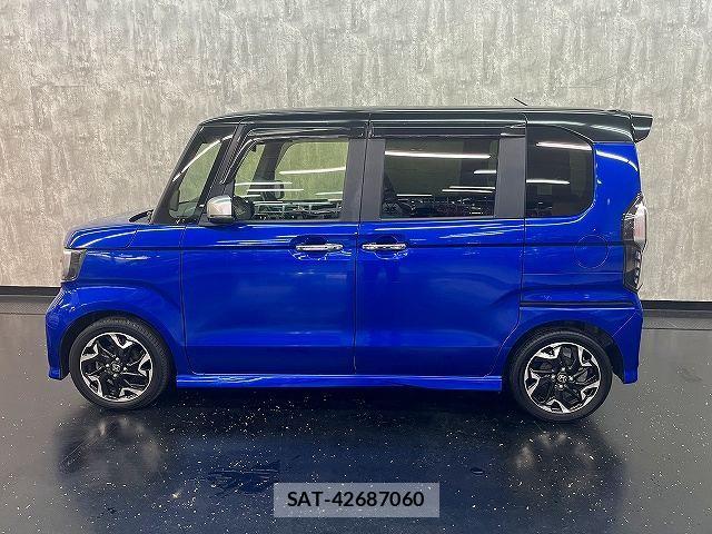 Honda N BOX CUSTOM 2018-03 8884039-26