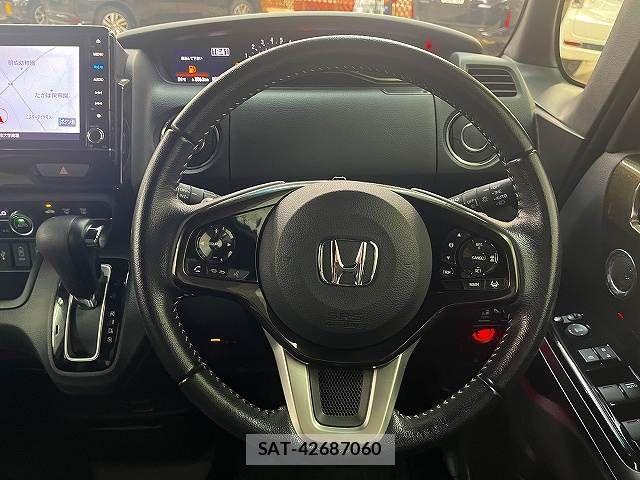 Honda N BOX CUSTOM 2018-03 8884039-7