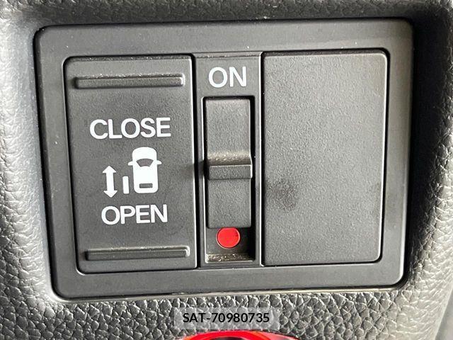 Honda N BOX CUSTOM 2018-11 8884042-5