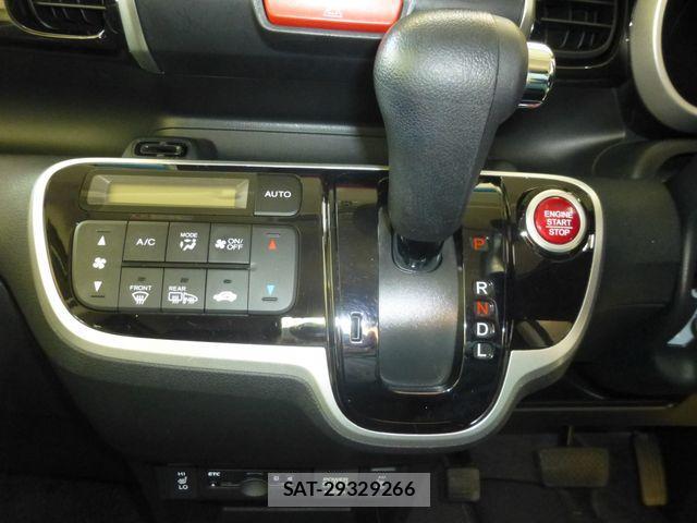 Honda N BOX CUSTOM 2016-02 631164-19