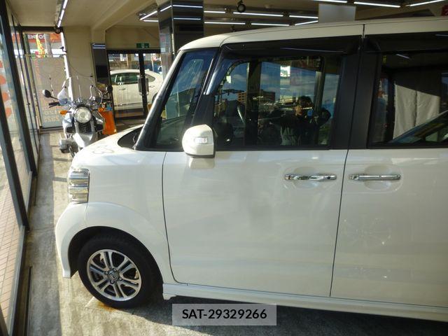 Honda N BOX CUSTOM 2016-02 631164-2