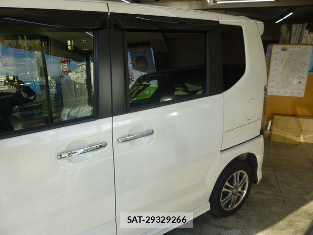 Honda N BOX CUSTOM 2016-02 631164-3