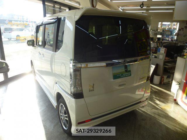 Honda N BOX CUSTOM 2016-02 631164-4
