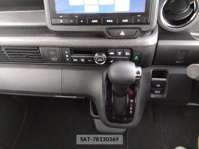 Honda N BOX CUSTOM 2023-11 1338729-10