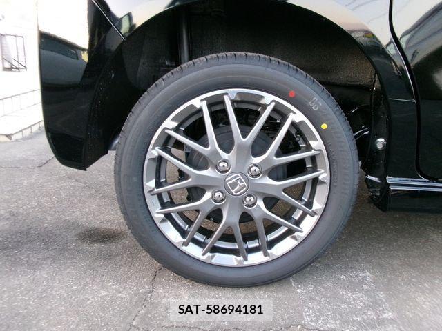Honda N BOX CUSTOM 2025-12 3381488-11