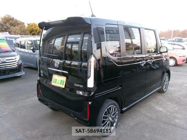 Honda N BOX CUSTOM 2025-12 3381488-4