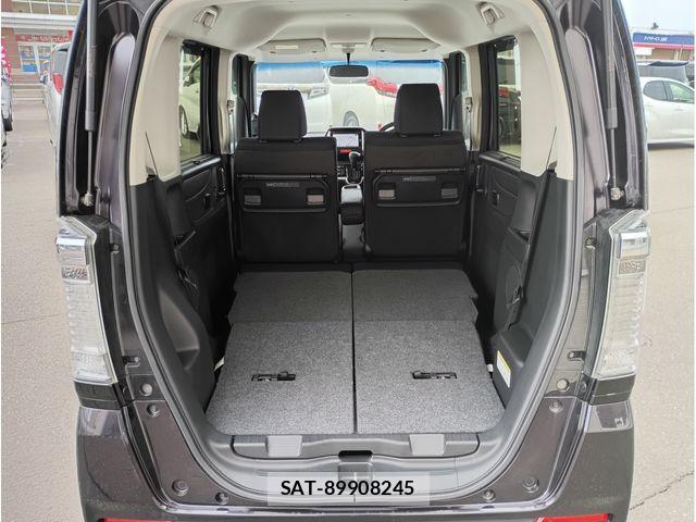 Honda N BOX CUSTOM 2016-03 4110779-17