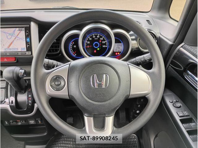 Honda N BOX CUSTOM 2016-03 4110779-18