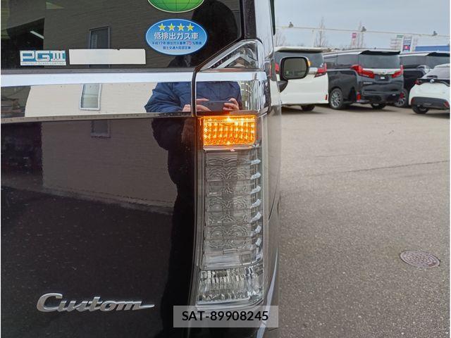 Honda N BOX CUSTOM 2016-03 4110779-6