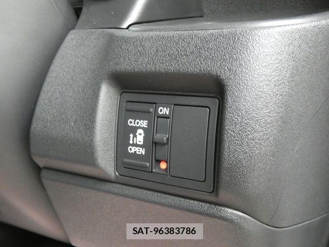 Honda N BOX CUSTOM 2025-07 4176581-16