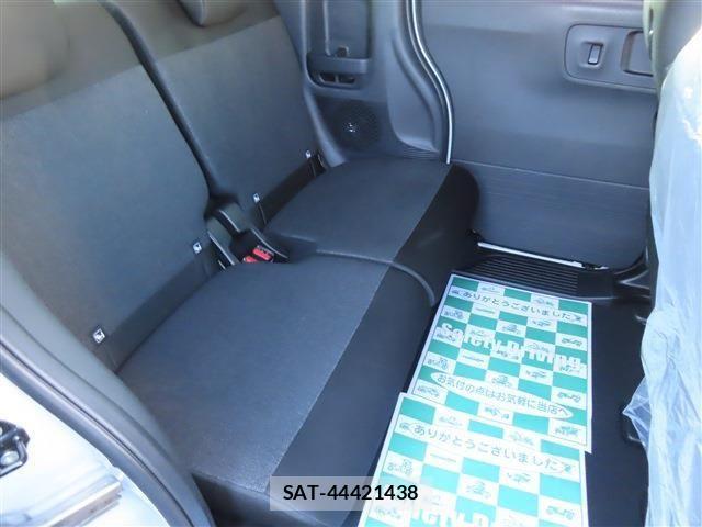 Honda N BOX CUSTOM 2025-10 4372081-9