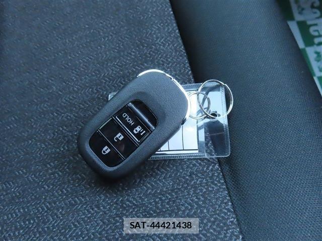 Honda N BOX CUSTOM 2025-10 4372081-16