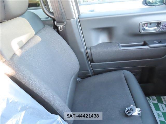 Honda N BOX CUSTOM 2025-10 4372081-17