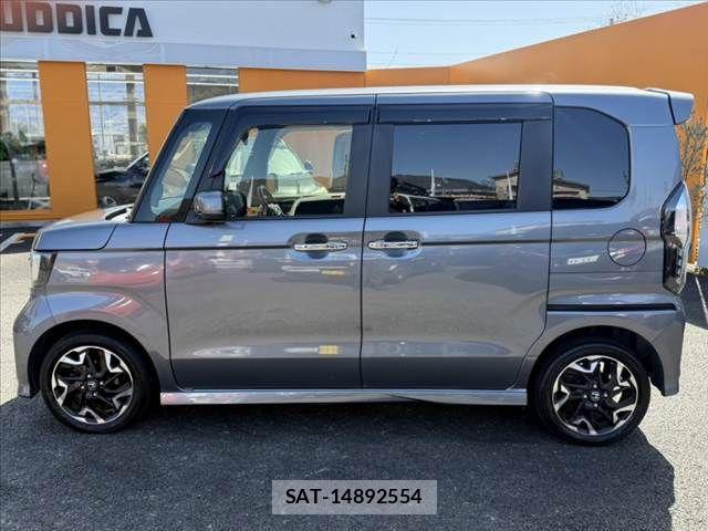 Honda N BOX CUSTOM 2020-09 4597876-10