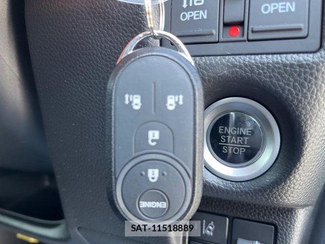 Honda N BOX CUSTOM 2021-03 4640115-6