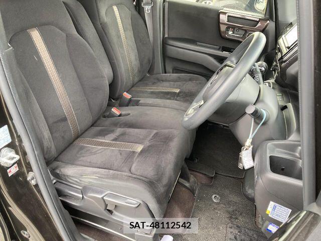 Honda N BOX CUSTOM 2019-02 4640130-15