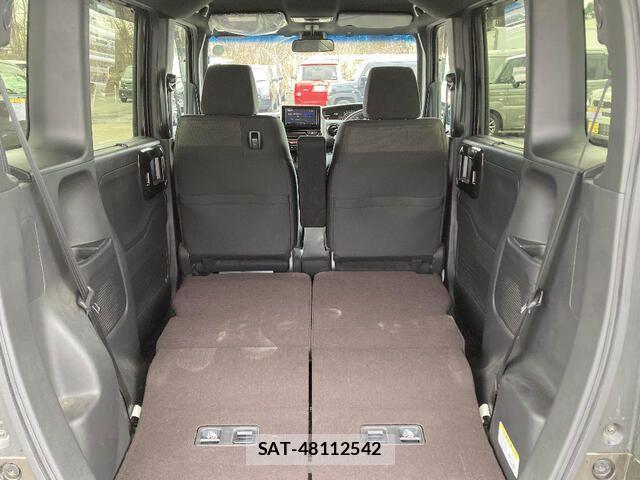 Honda N BOX CUSTOM 2019-02 4640130-19