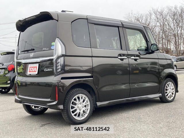 Honda N BOX CUSTOM 2019-02 4640130-4