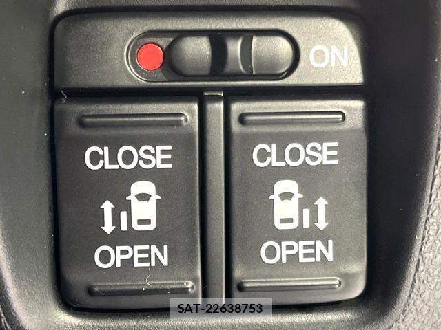 Honda N BOX CUSTOM 2013-11 5874003-5
